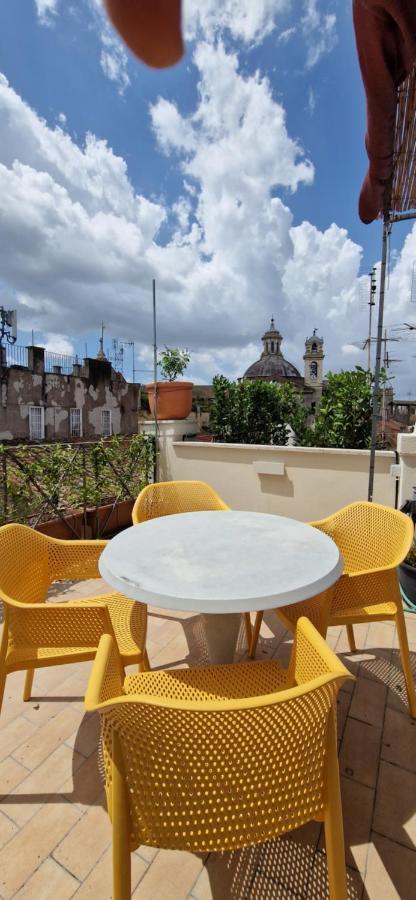 Apartment Raffaello Terrace - Near Piazza Navona